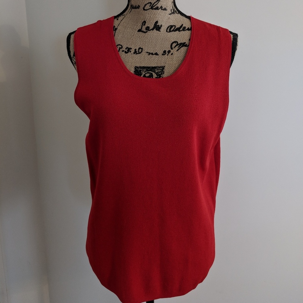 Ann Taylor sleeveless red top shirt size large
